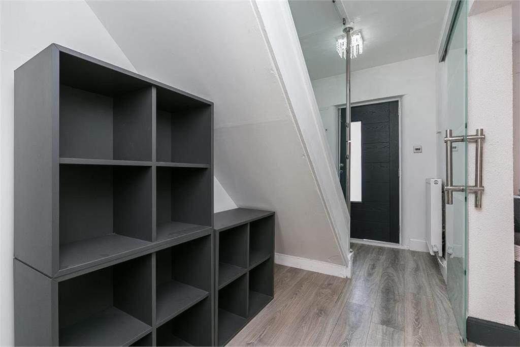 Dreghorn House 4 Bedrooms 3 Toilets 3 Reception Free Parking 233 Mbp Wifi 爱丁堡 外观 照片