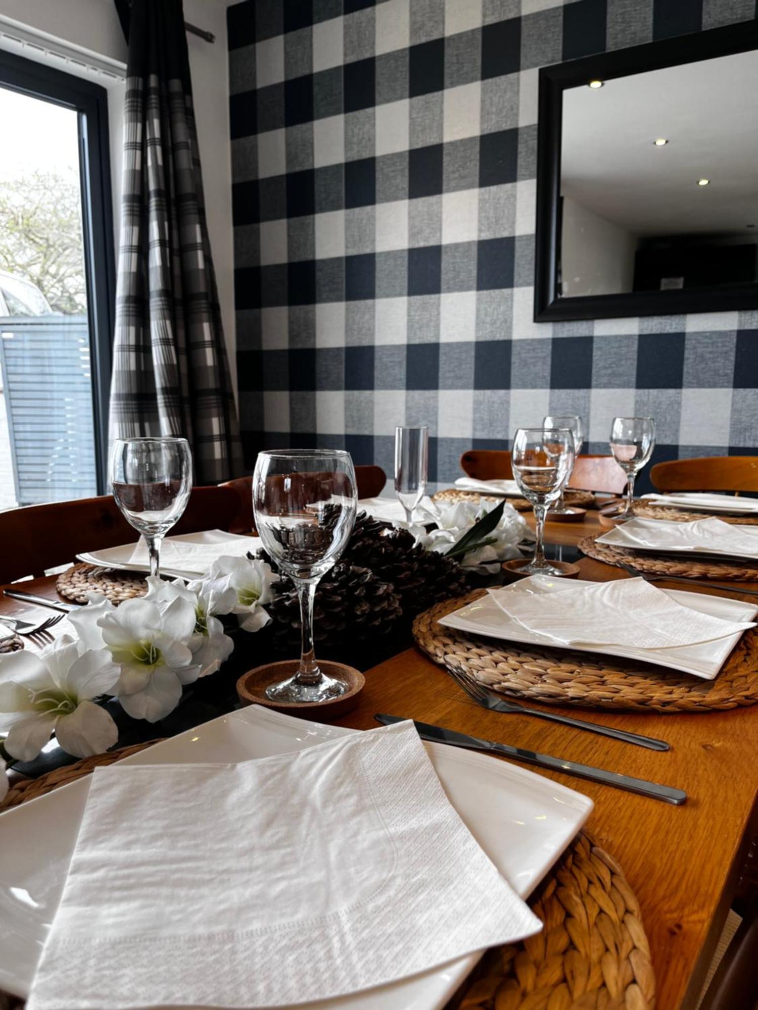 Dreghorn House 4 Bedrooms 3 Toilets 3 Reception Free Parking 233 Mbp Wifi 爱丁堡 外观 照片