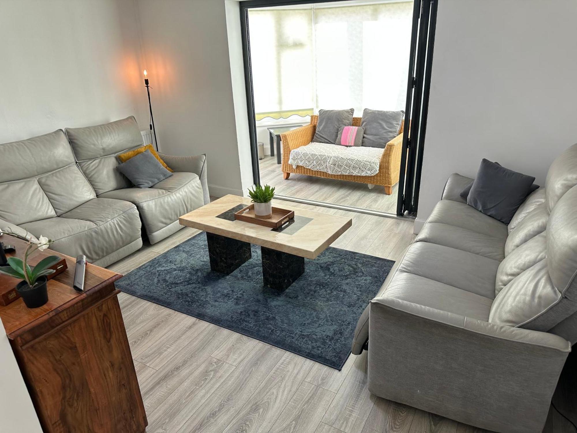 Dreghorn House 4 Bedrooms 3 Toilets 3 Reception Free Parking 233 Mbp Wifi 爱丁堡 外观 照片